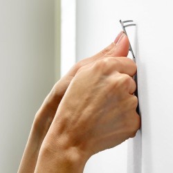 Plasterboard Claw Hanging Hook 18 kg – Strong Metal Hook for Pictures and Mirrors